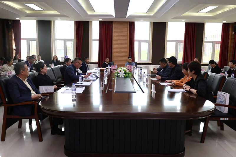 吉林科技職業(yè)技術(shù)學(xué)院2024年度專業(yè)技術(shù)職務(wù)評審例會圓滿召開